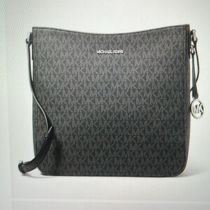 Michael Kors Large Logo Jet Set Travel Messenger Bag (GUC)